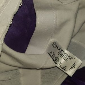 Glamorise Intimates & Sleepwear - NWOT** Glamorise Women's plus sz.WHITE colored bra Glamorise Intimates & Sleepwear - NWOT** Glamorise Women's plus sz.WHITE colored bra